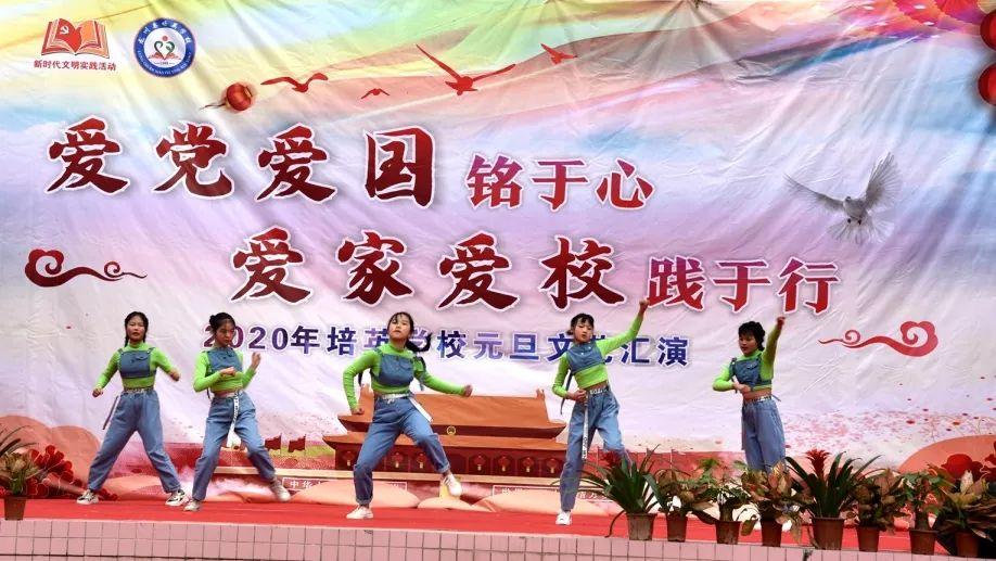 重庆启动低温雨雪冰冻灾害Ⅳ级应急响应，涉及16地